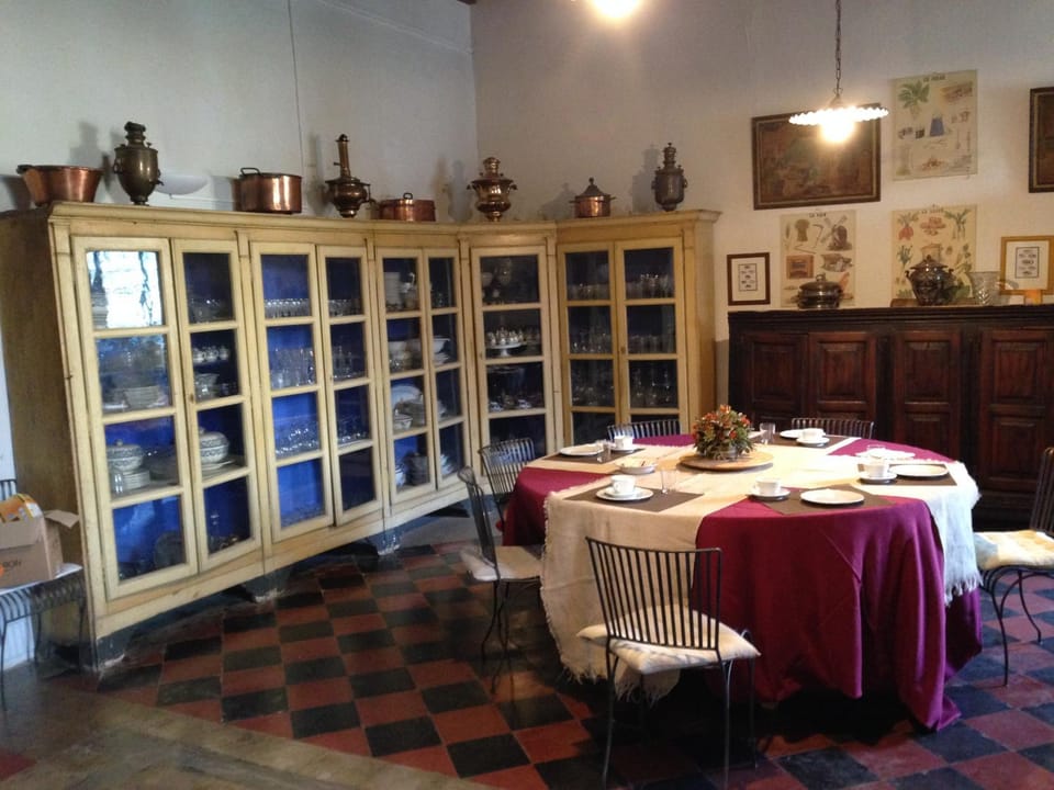 Coffee/tea facilities, Continental breakfast, Dinner