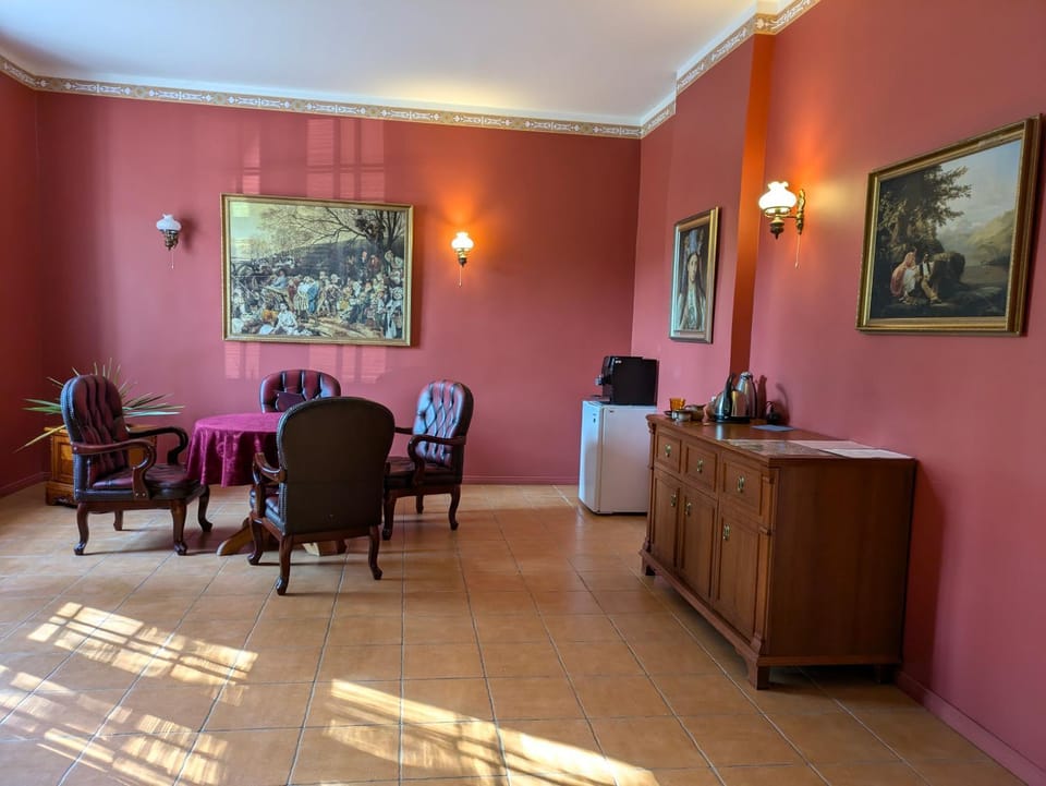 Seating area
