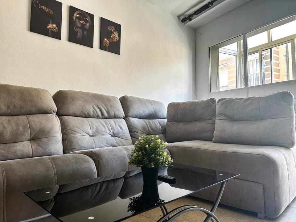 Habitación Individual con terraza Vacation rental in Malaga