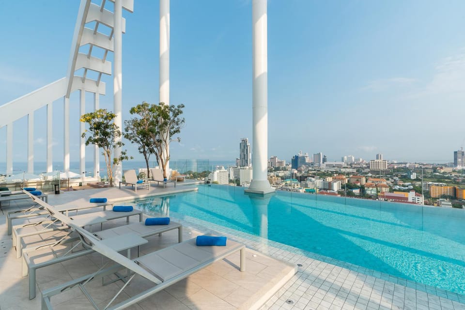 Day, City view, Pool view, Swimming pool, Swimming pool