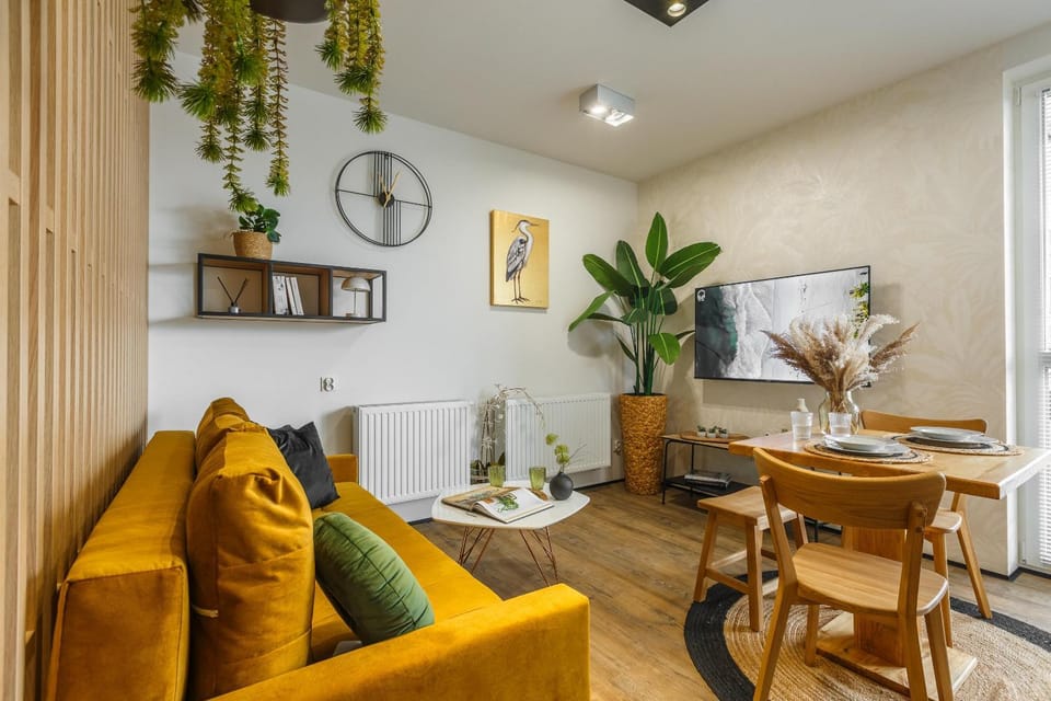 Living room, Photo of the whole room