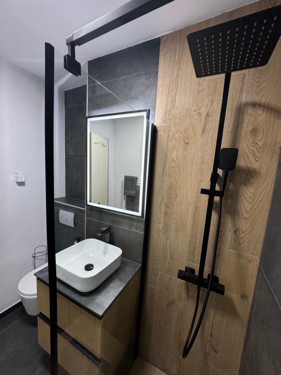 Signature Residence Apartment in Romania