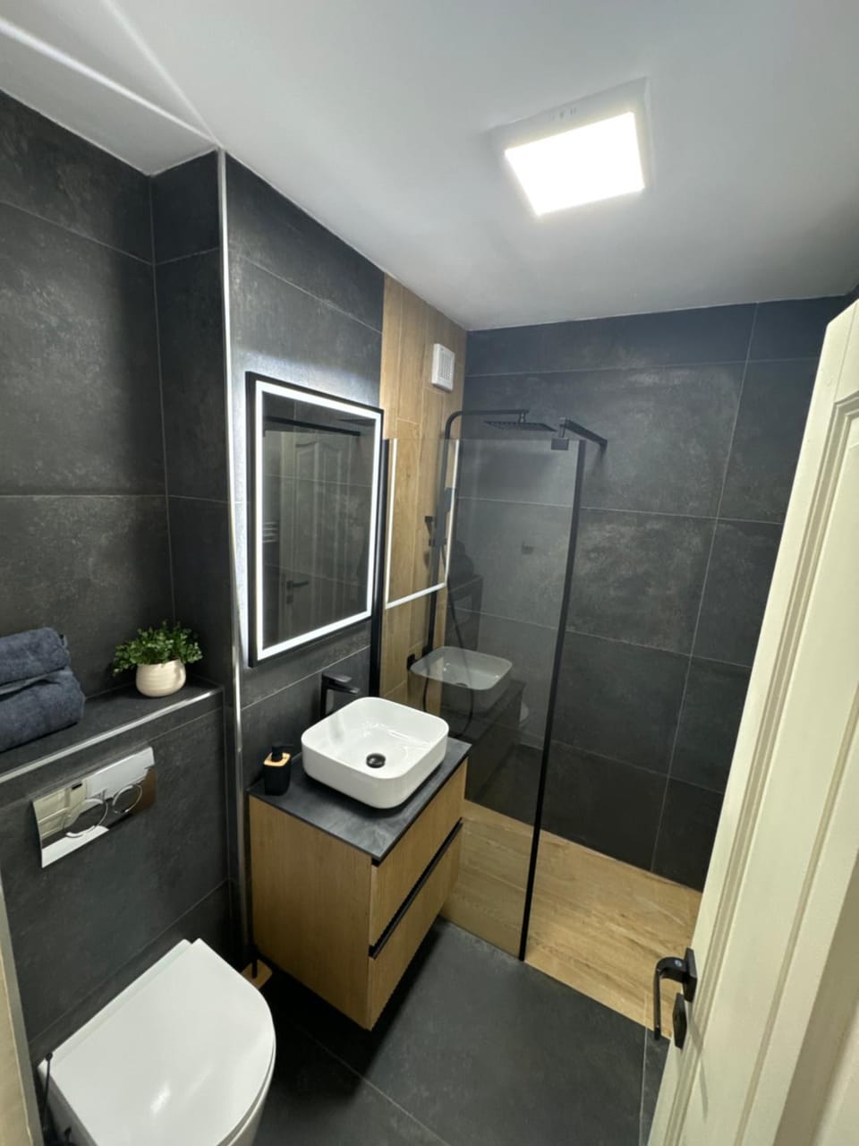 Signature Residence Apartment in Romania