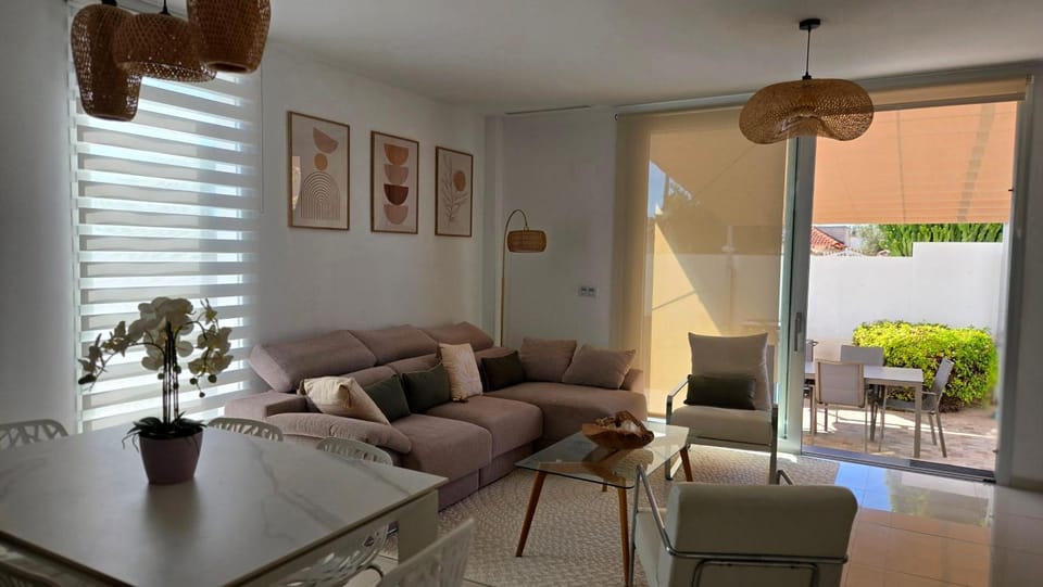 Beautiful Modern Villa Villa in Vega Baja del Segura