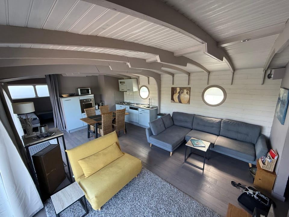 Maison bord de Seine à 20 min de Paris House in Poissy