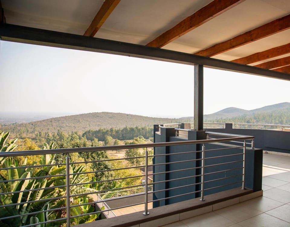 Balcony/Terrace, Mountain view