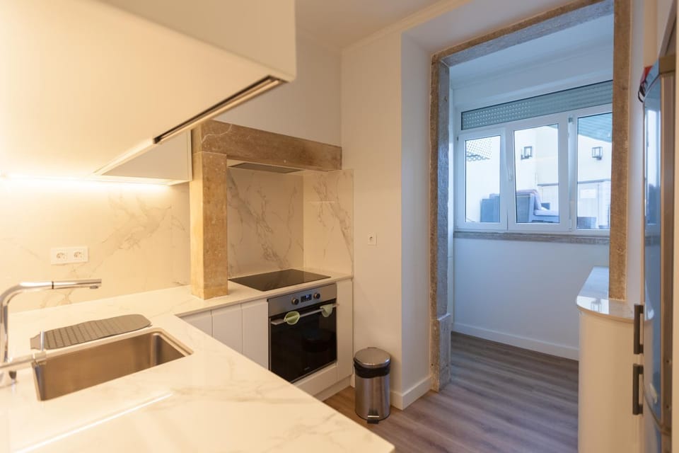 FLH Graça Charming Duplex with Small Pool Apartment in Lisbon