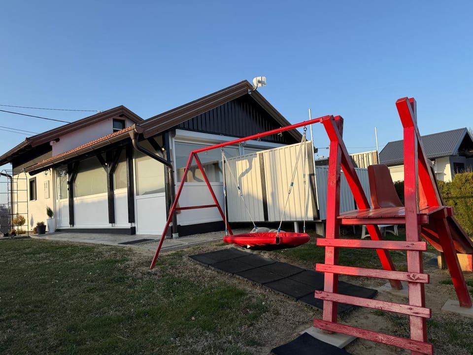 Kuća za odmor Hrešć House in Slovenia