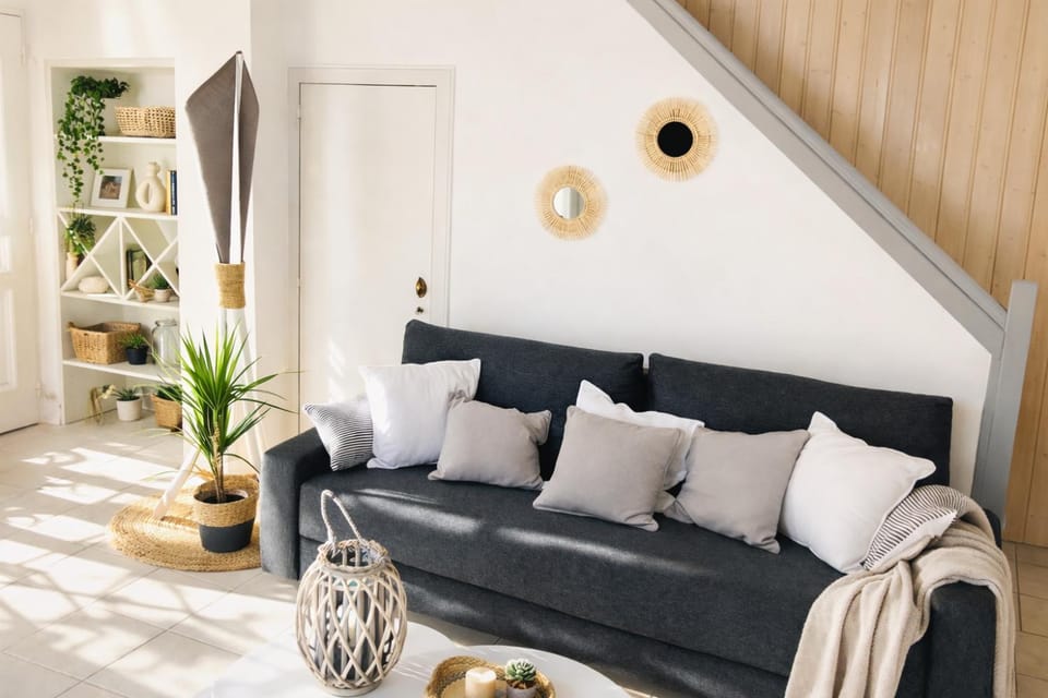 Living room, Seating area
