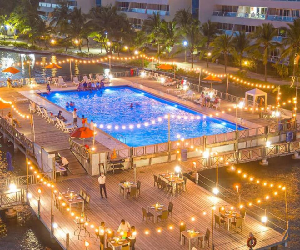 Swimming pool