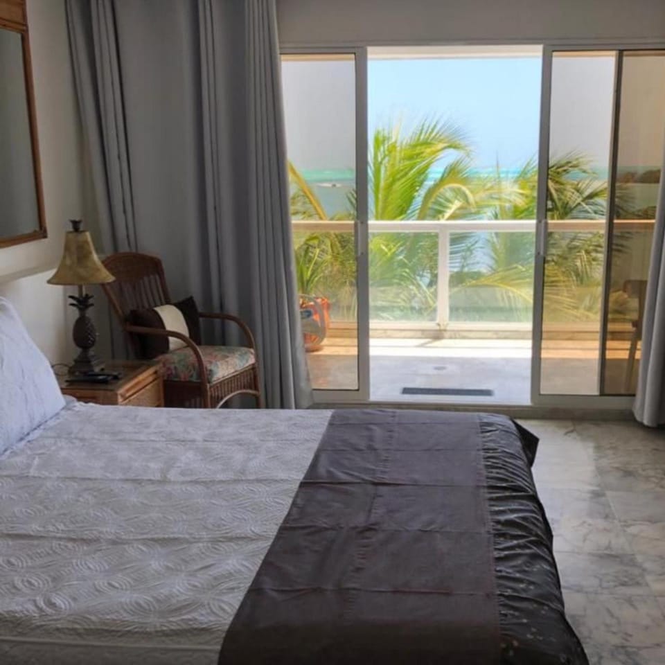 Bed, Photo of the whole room, Bedroom, Sea view