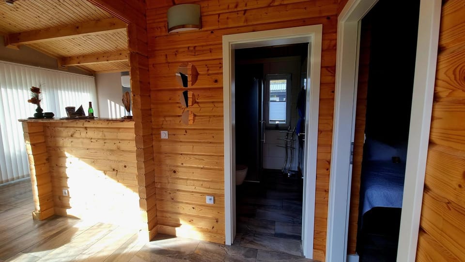 Living room, Photo of the whole room