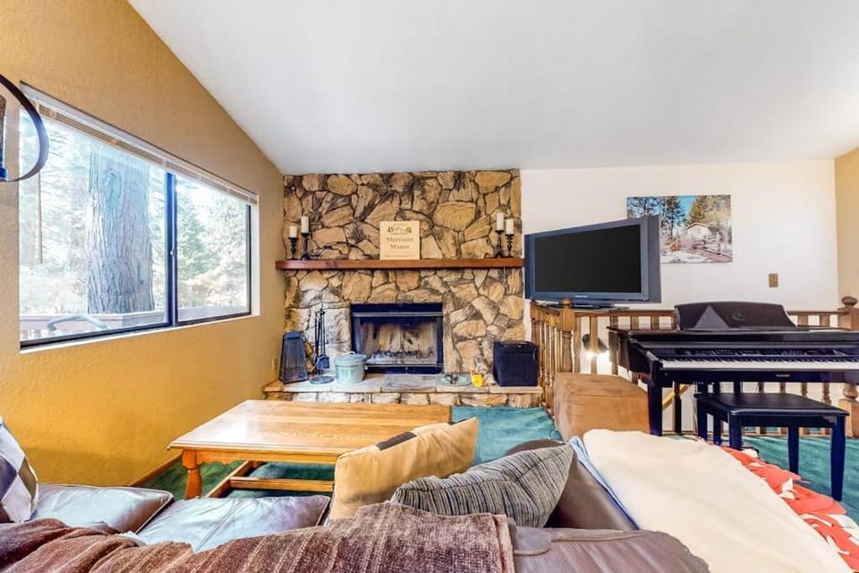 Morrison Manor House in Lake Arrowhead