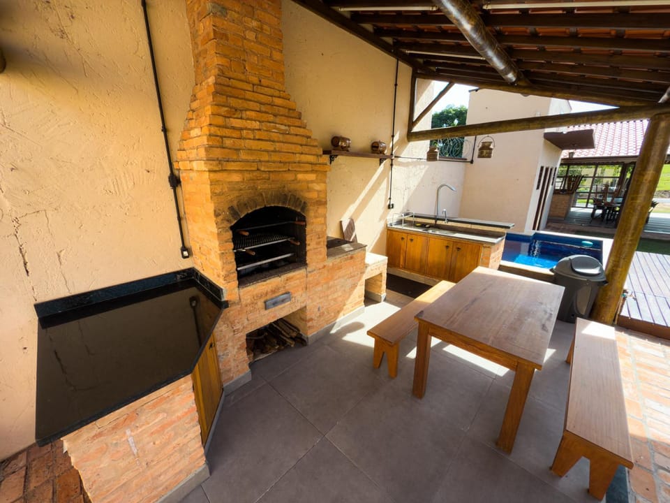Espaço Ranchão com Piscina em São Pedro - SP House in State of São Paulo