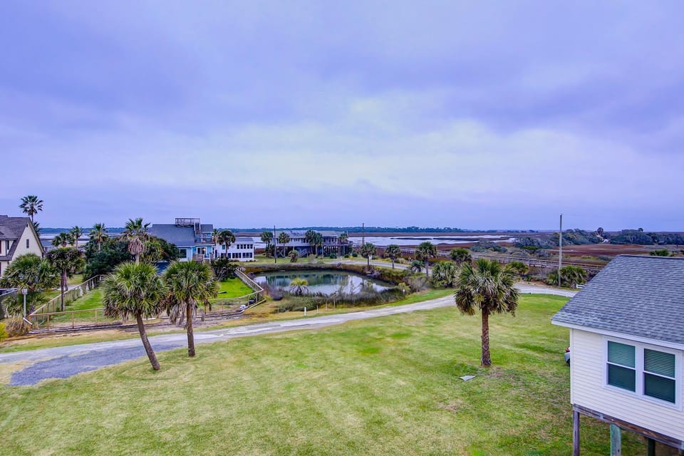 Edge of America House in Folly Beach
