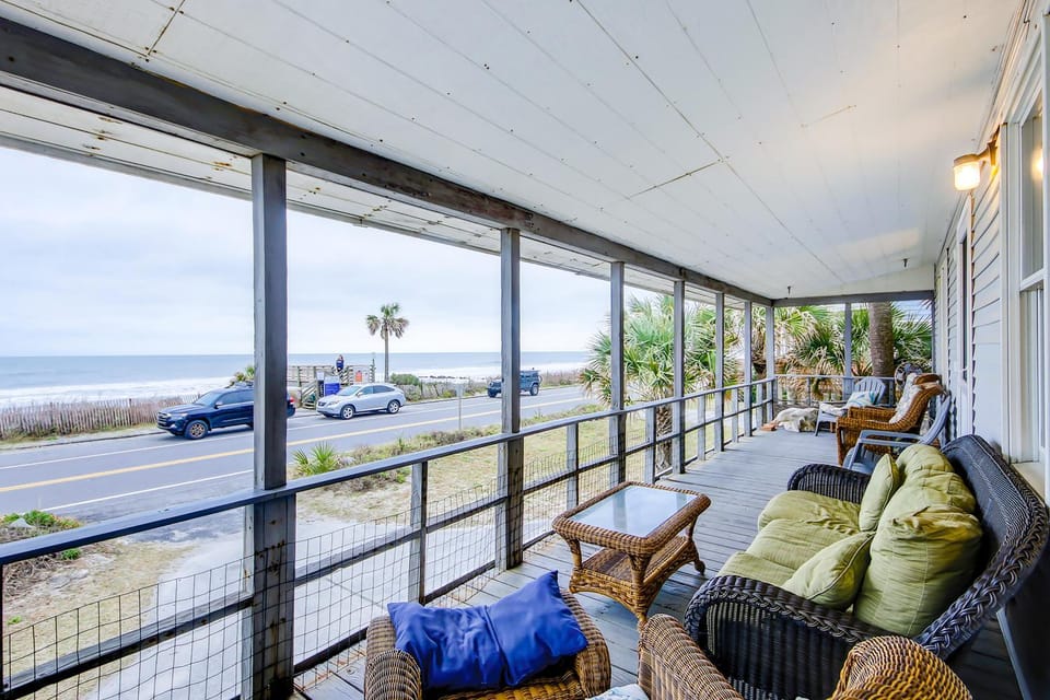 Edge of America House in Folly Beach