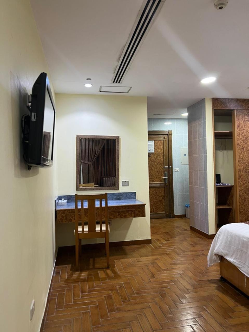 شقق منصور بلازا للشقق المخدومة Apartment hotel in Eastern Province Saudi Arabia