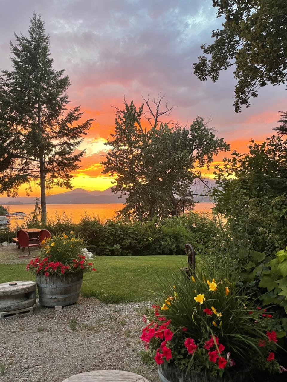 Natural landscape, Garden, Garden view, Lake view, Seasons, Sunset