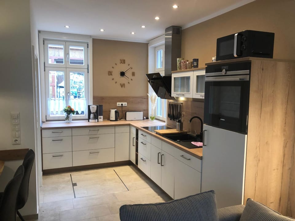 Kitchen or kitchenette, kitchen