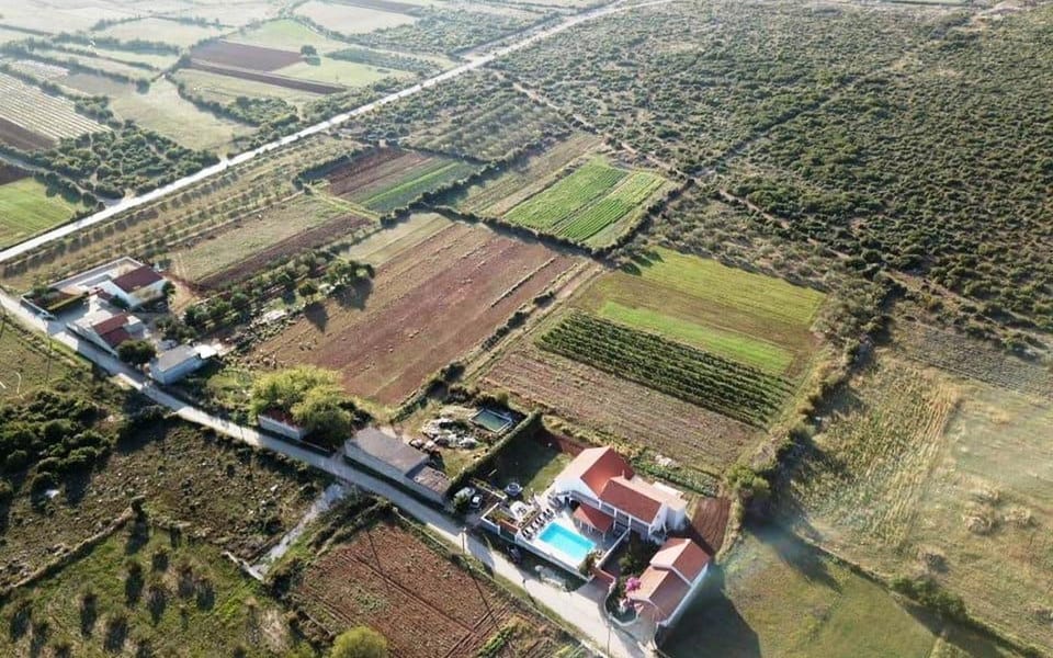 Holiday House San Mario - Pets Friendly Rural Home Villa in Zadar County