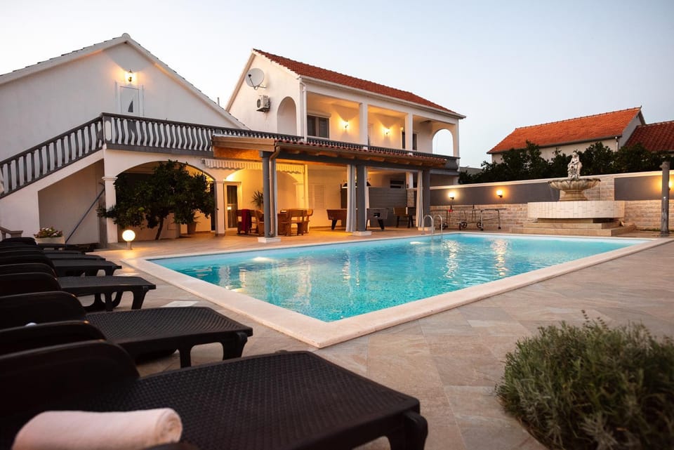 Holiday House San Mario - Pets Friendly Rural Home Villa in Zadar County