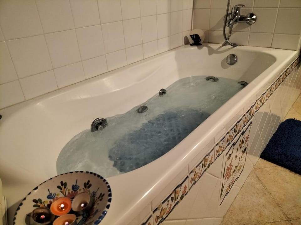 Hot Tub, Bathroom, Bath