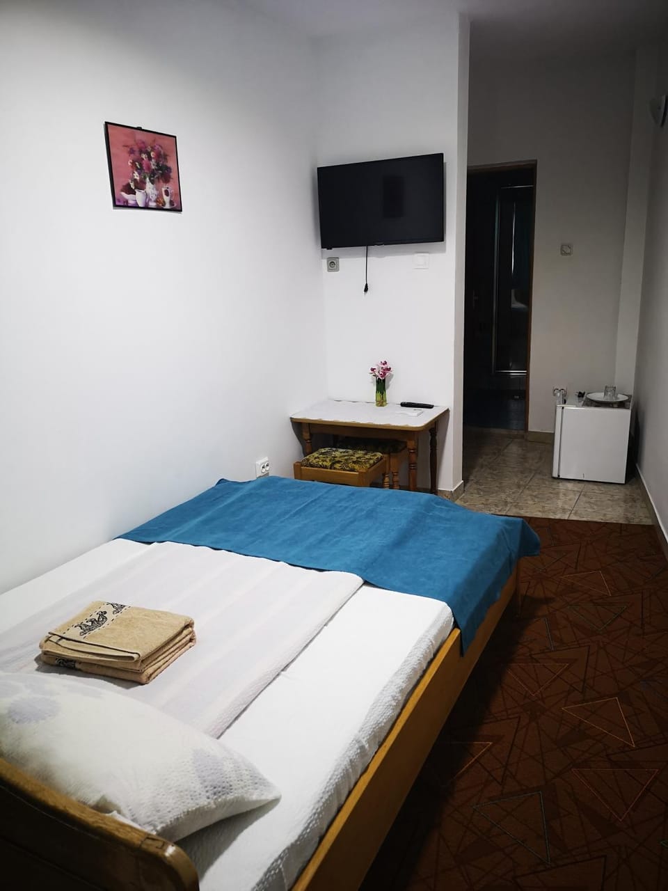 Pensiunea Mikelis International Bed and Breakfast in Romania