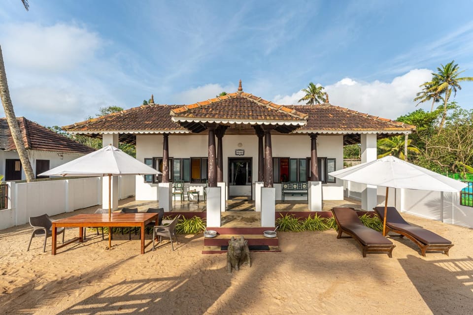 Property building, sunbed