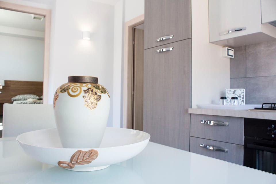 View (from property/room), Kitchen or kitchenette, Decorative detail, kitchen