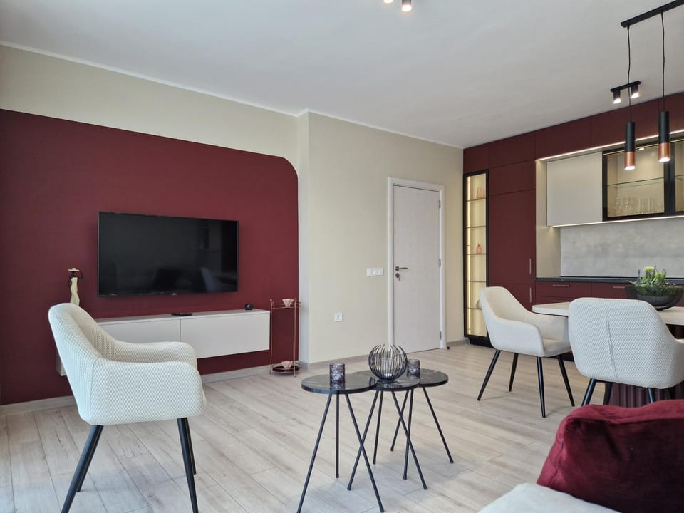 Communal lounge/ TV room, TV and multimedia, Living room, Seating area