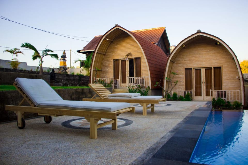 Property building, Swimming pool