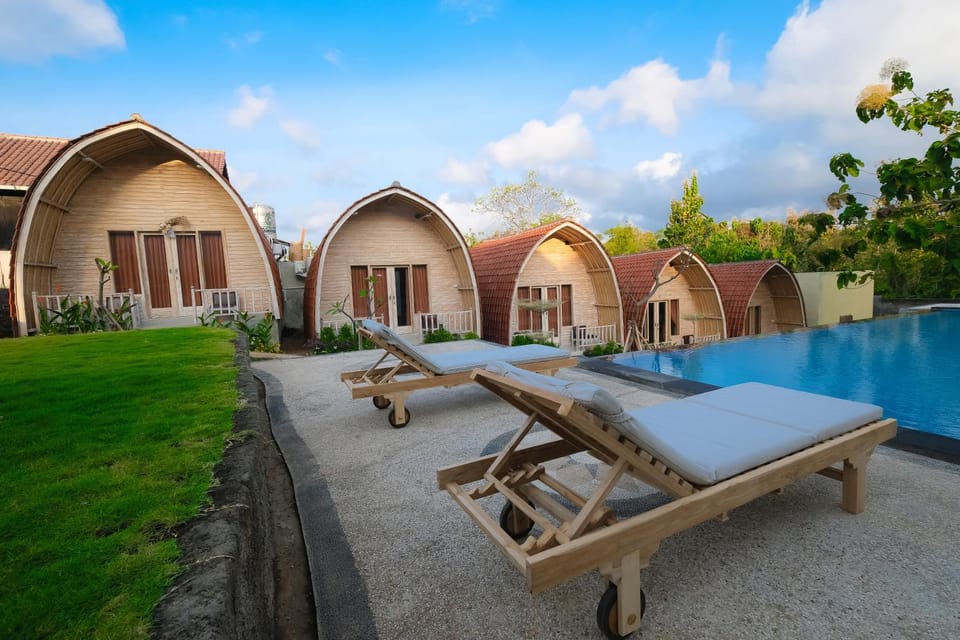 Property building, Swimming pool
