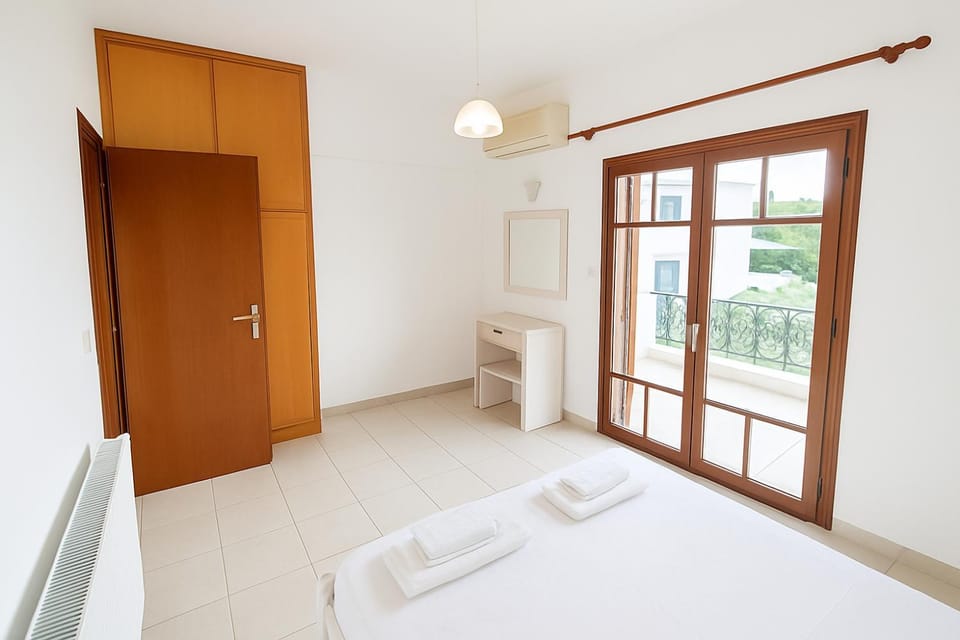 Captain Michalis Apartments - 750m from Kalamaki Beach Apartment in Crete