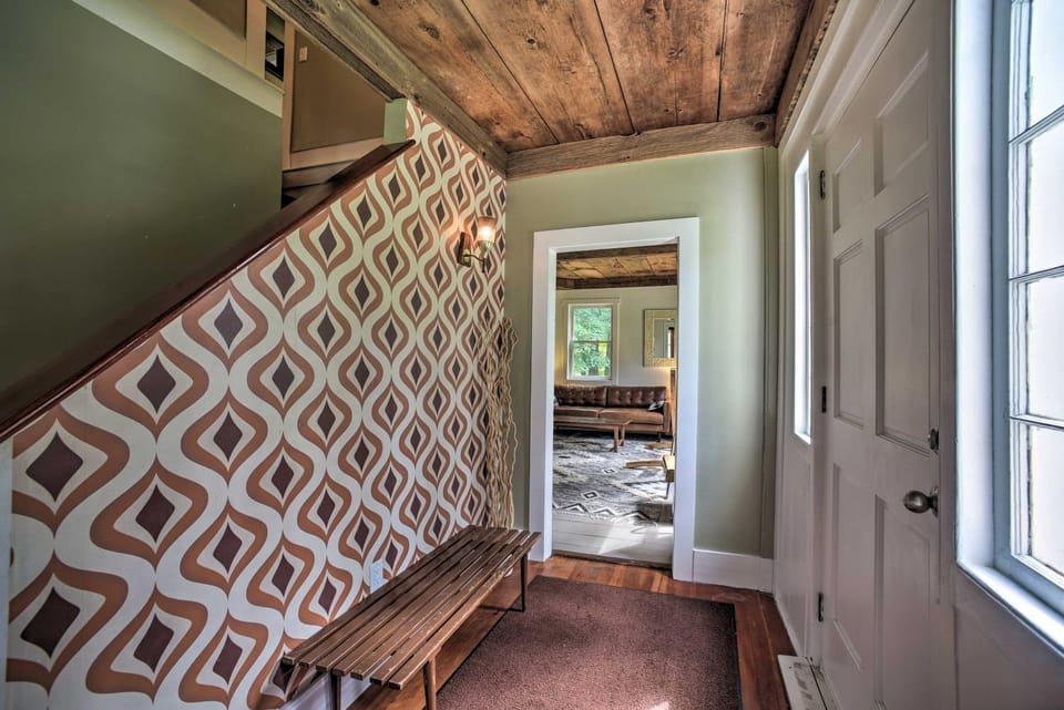 Game Room & Fire Pit: Peaceful Catskills Farmhouse House in Pennsylvania
