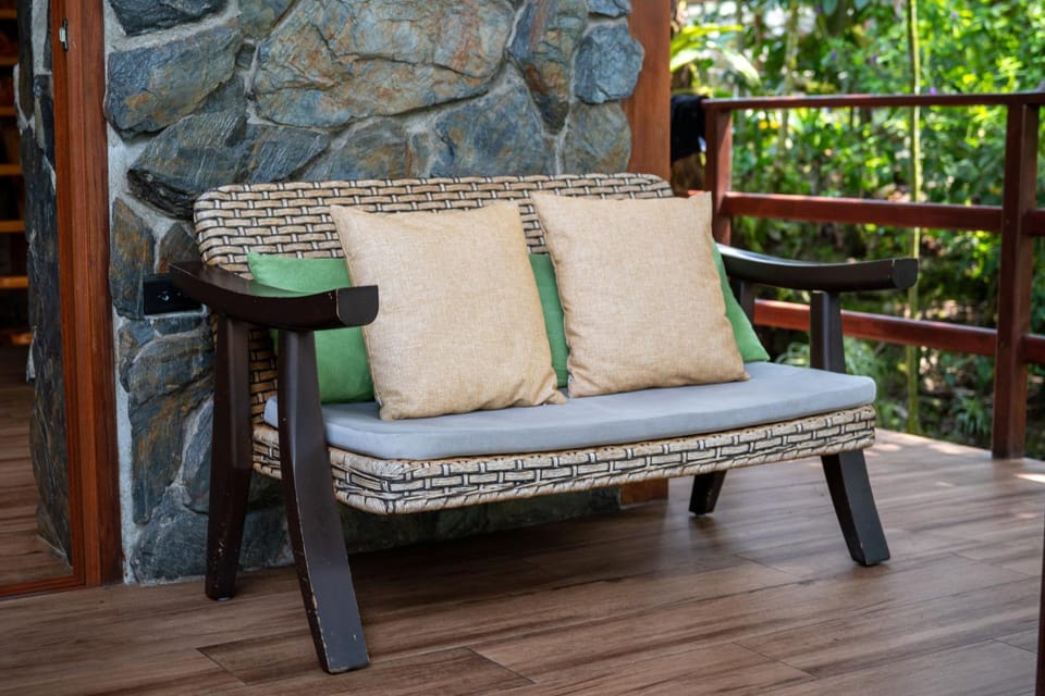 Balcony/Terrace, furniture
