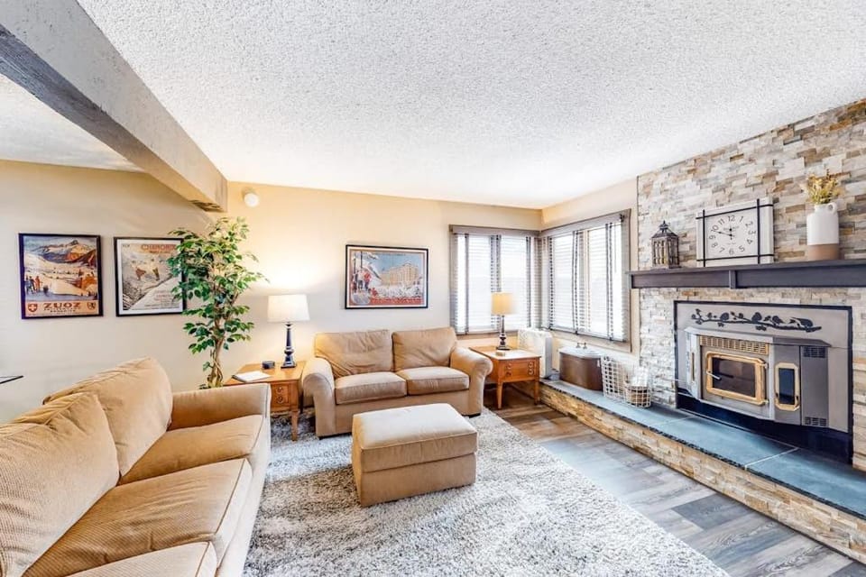 Sunrise 8 Apartment in Mammoth Lakes