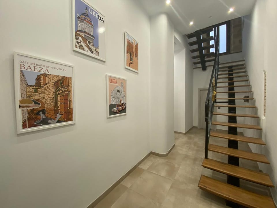 Property building, Facade/entrance, Lobby or reception, Decorative detail
