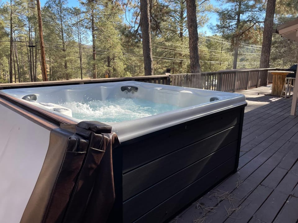 Natural landscape, Hot Tub, Balcony/Terrace