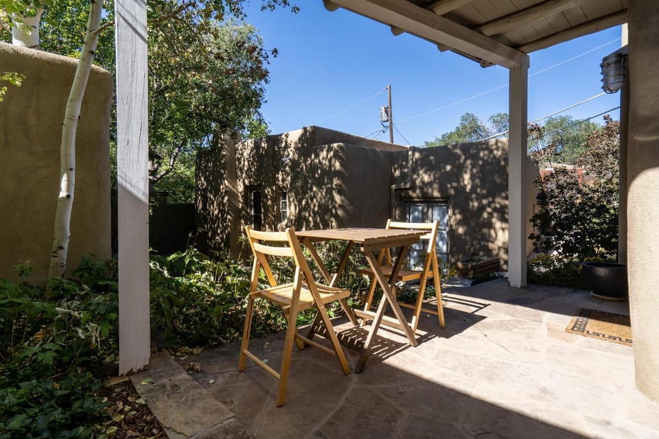 Patio, Garden, Dining area, Garden view
