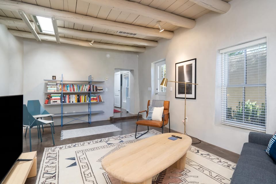 Library, TV and multimedia, Living room, Seating area, furniture