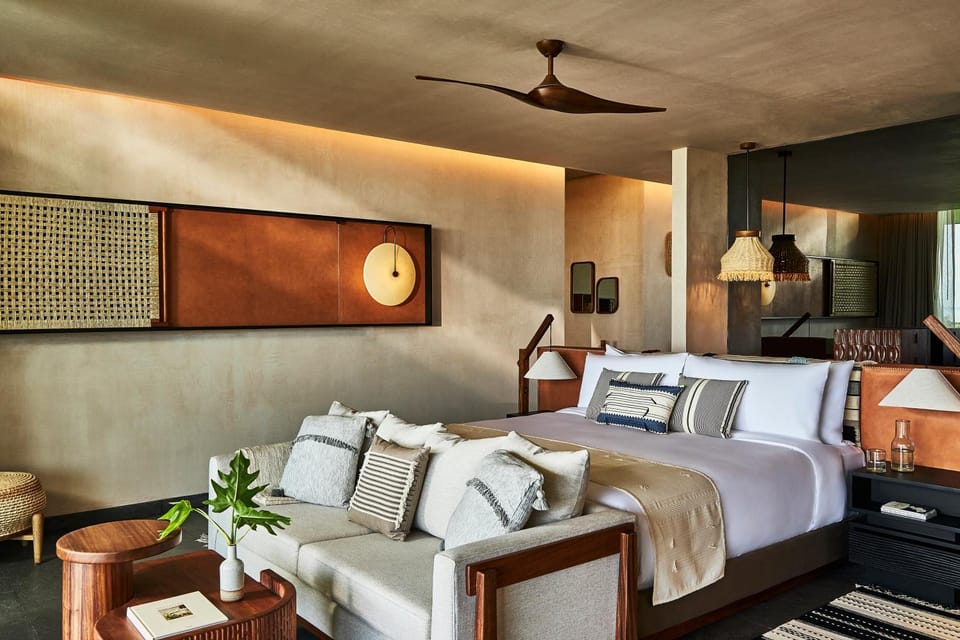 Bed, Seating area, Bedroom