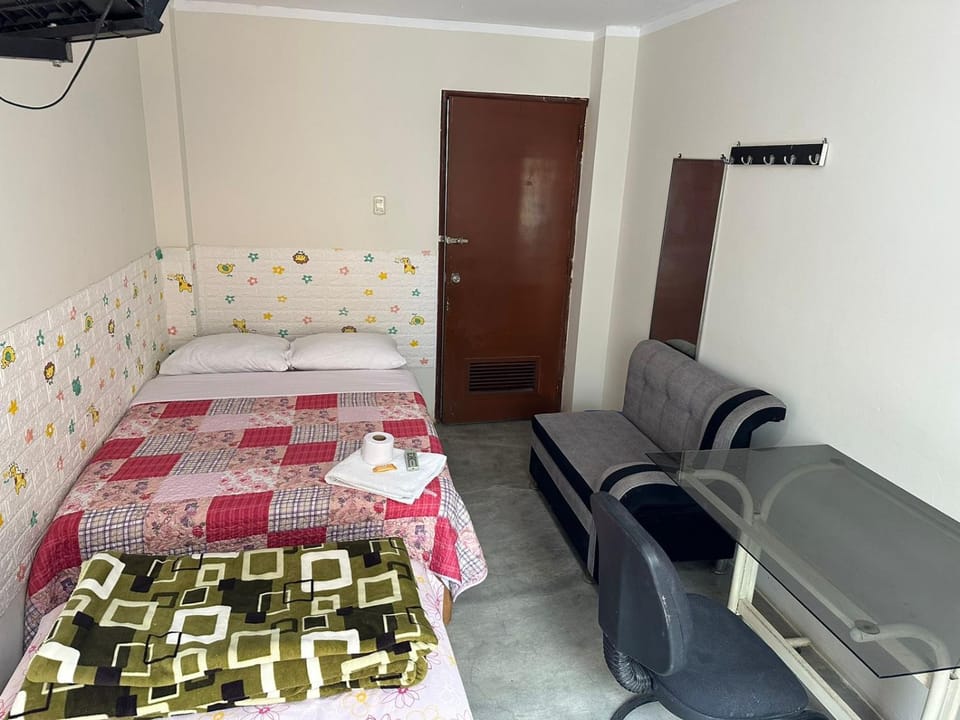 La Esquina de Doña Julia Bed and Breakfast in Callao Region, Peru