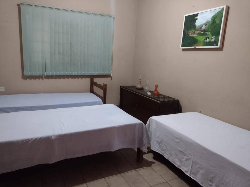 Pousada Recanto Alaketu Hospedagens Hostel in Campo Grande