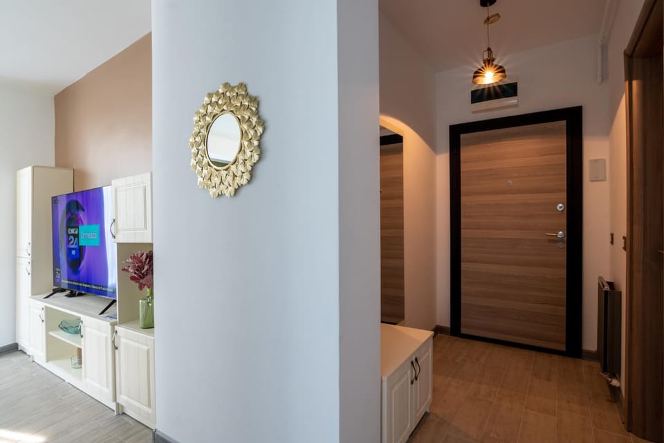 TV and multimedia, wardrobe