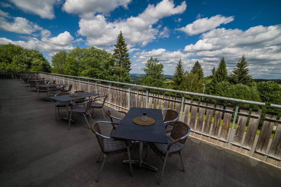 Balcony/Terrace, Seating area, Mountain view
