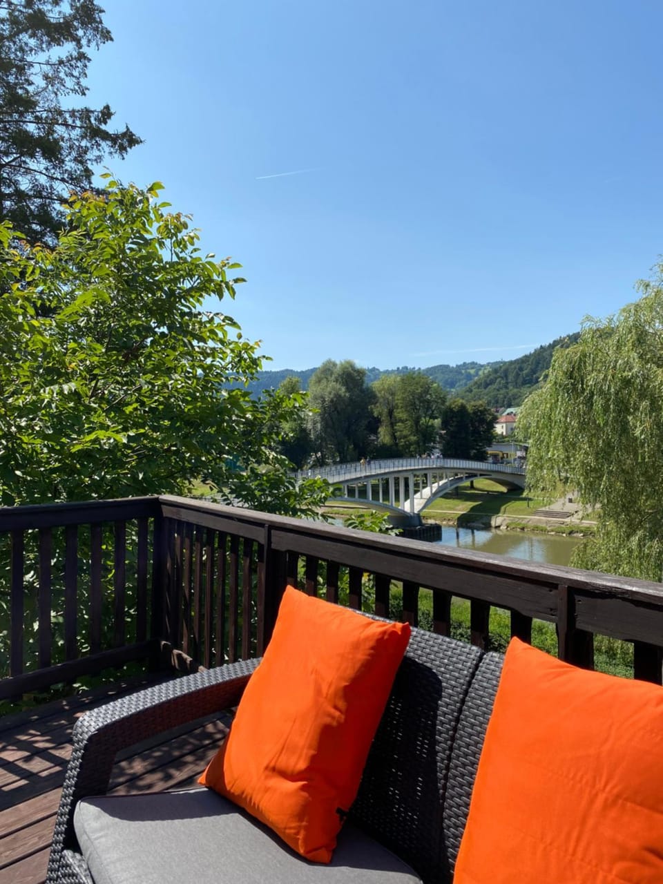 Balcony/Terrace, Mountain view, Street view
