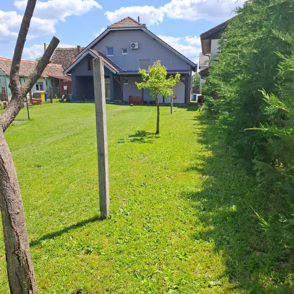 Garden, Garden view