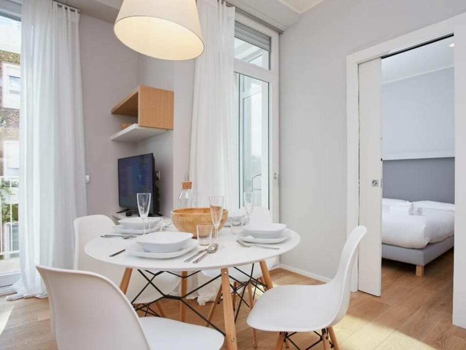 Balcony/Terrace, Kitchen or kitchenette, Living room, Dining area, Bedroom