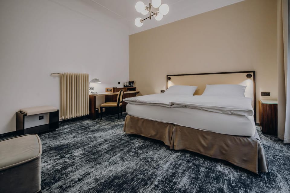 Bed, Coffee/tea facilities, Photo of the whole room, Bedroom