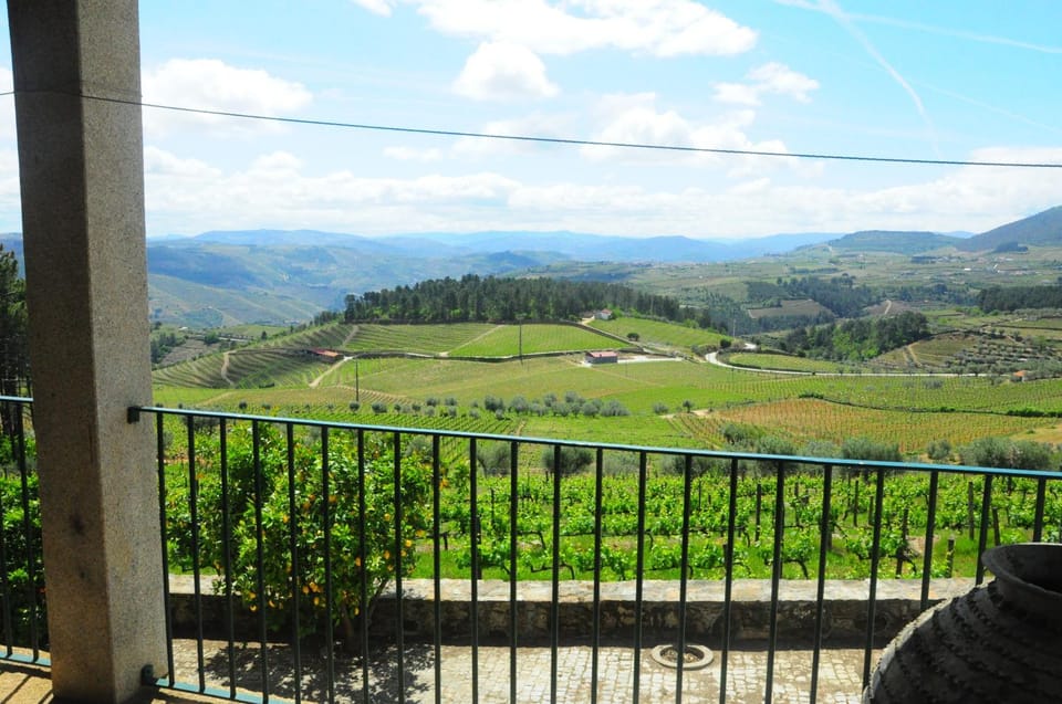 View (from property/room), Balcony/Terrace, Mountain view